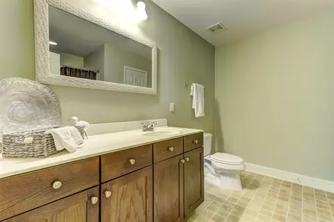 1018 Freeport Dr, Cary, NC 27519 photo 19