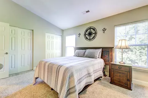 1018 Freeport Dr, Cary, NC 27519 photo 17