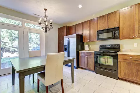1018 Freeport Dr, Cary, NC 27519 photo 11