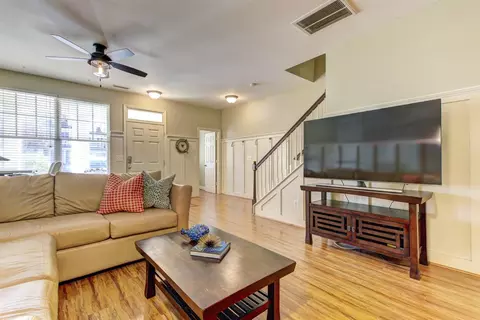 1018 Freeport Dr, Cary, NC 27519 photo 8