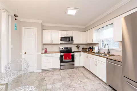 5307 Yardley Ter, Durham, NC 27703 photo 7