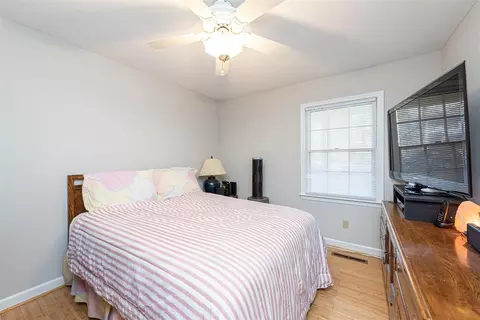 5307 Yardley Ter, Durham, NC 27703 photo 9