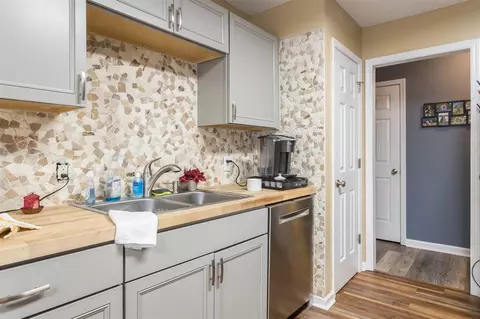 196 Clarence Ln, Garner, NC 27529 photo 11