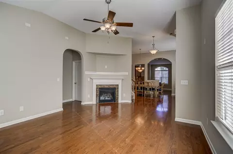 6031 Mcdevon Dr, Raleigh, NC 27617 photo 4