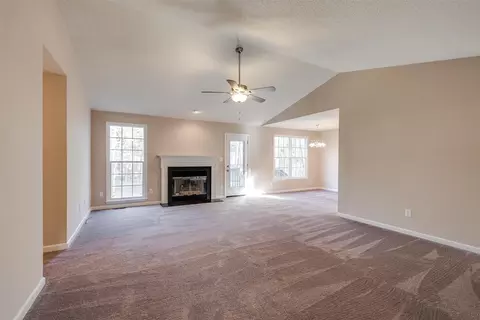 8 Addison Ct, Durham, NC 27712 photo 5