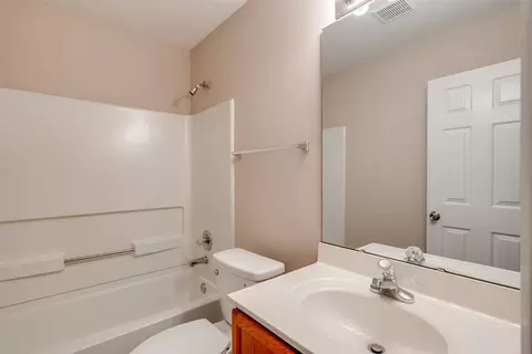 8 Addison Ct, Durham, NC 27712 photo 17