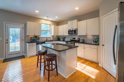3424 Flat River Dr, Durham, NC 27703 photo 6