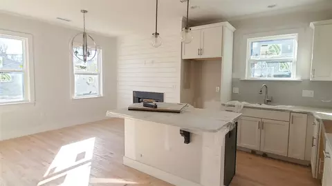 2117 Ashe St, Durham, NC 27703 photo 6