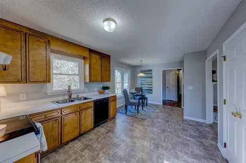 415 September Ln, Willow Spring, NC 27592 photo 10