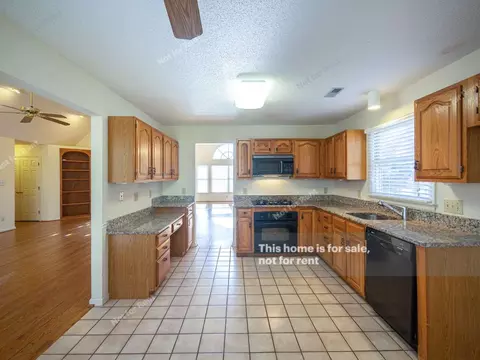 2214 Dungiven Ct, Garner, NC 27529 photo 4