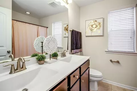 1039 Laredo Ln, Durham, NC 27703 photo 19