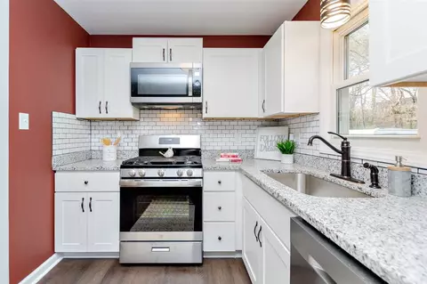 2517 Hart St, Durham, NC 27703 photo 9