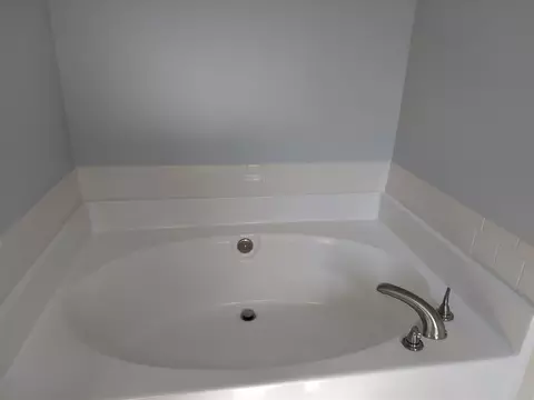 305 Chadbourne Dr, Durham, NC 27703 photo 9