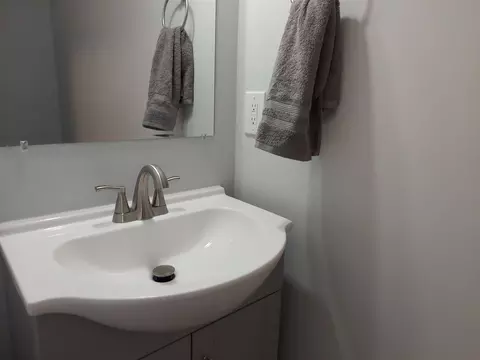 305 Chadbourne Dr, Durham, NC 27703 photo 6