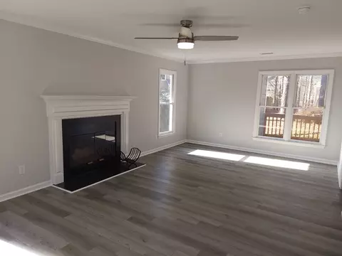 305 Chadbourne Dr, Durham, NC 27703 photo 4
