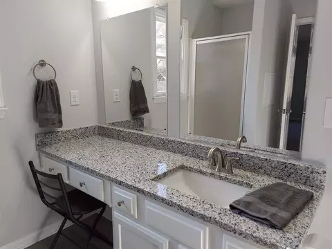 305 Chadbourne Dr, Durham, NC 27703 photo 8