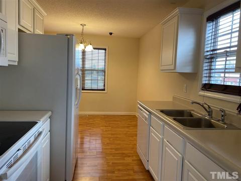 156 Beadle Ct, Smithfield, NC 27577 photo 6