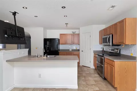 3718 Mountain Brook Cir, Durham, NC 27704 photo 12