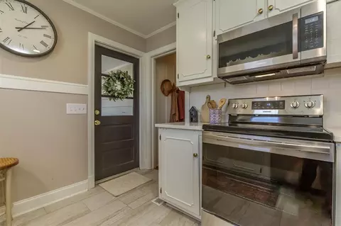 517 E Pine St, Graham, NC 27253 photo 10