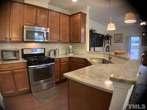 2422 Baslow Dr, Apex, NC 27539 photo 6