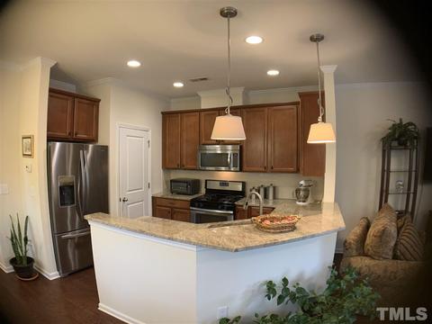 2422 Baslow Dr, Apex, NC 27539 photo 7