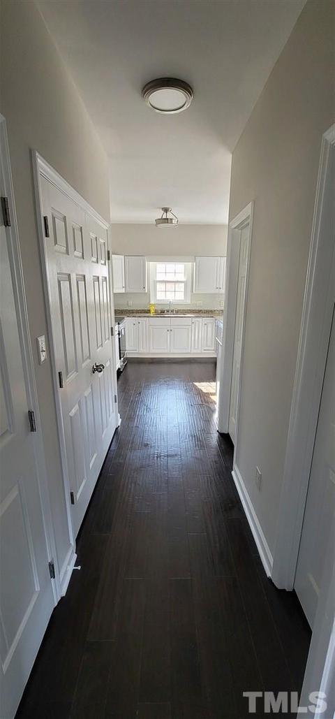 101 Centerville Ct, Cary, NC 27513 photo 4