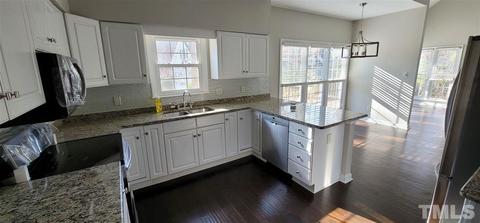 101 Centerville Ct, Cary, NC 27513 photo 8