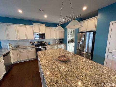1901 Hemlock Hill Dr, Durham, NC 27703 photo 9