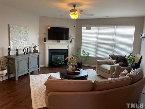 1901 Hemlock Hill Dr, Durham, NC 27703 photo 4