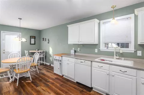 192 Rosa Cir, Willow Spring, NC 27592 photo 10