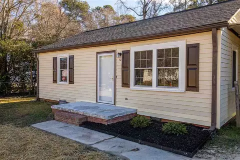 107 Joy St, Dunn, NC 28334 photo 1