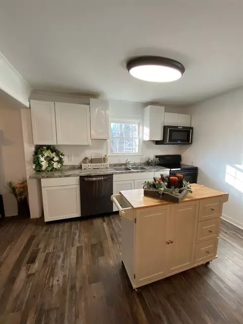 205 N 9th St, Erwin, NC 28339 photo 10