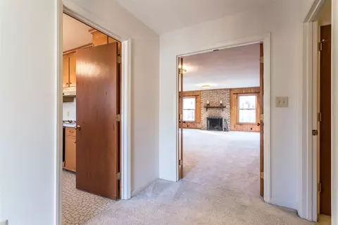 3 Scott Pl, Durham, NC 27705 photo 4