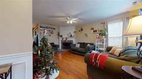 902 Spring Meadow Dr, Durham, NC 27713 photo 9