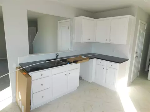 76 Falling Leaf Ln, Benson, NC 27504 photo 8