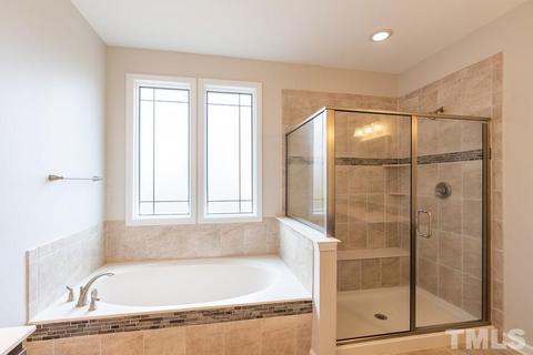 104 El Paso Ave, Durham, NC 27703 photo 17