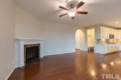 104 El Paso Ave, Durham, NC 27703 photo 5