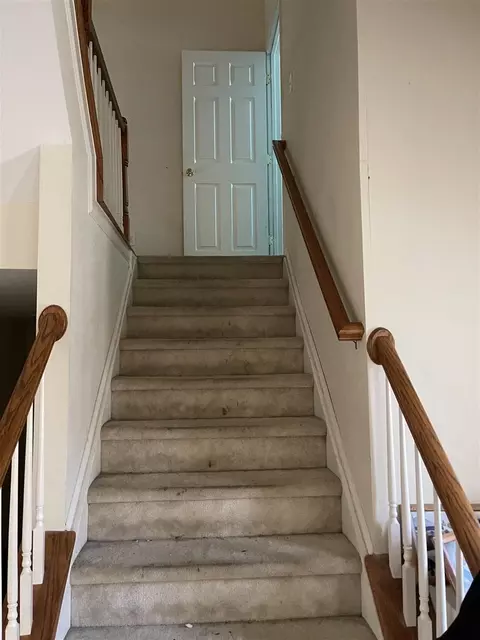 6 Lost Tree Ct, Durham, NC 27703 photo 3