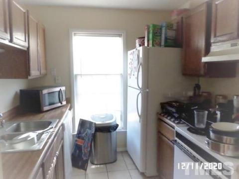 8 Astor Ct, Durham, NC 27705 photo 3