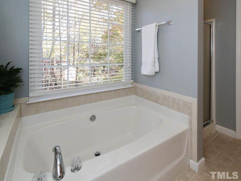 8001 Mackenzie Ct, Durham, NC 27713 photo 17