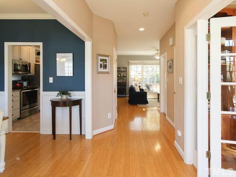 8001 Mackenzie Ct, Durham, NC 27713 photo 3