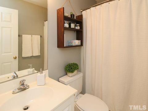 8001 Mackenzie Ct, Durham, NC 27713 photo 20