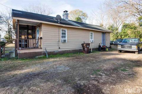 207 N Jackson St, Dunn, NC 28334 photo 3