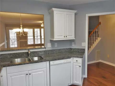 6022 Epping Forest Dr, Raleigh, NC 27613 photo 3