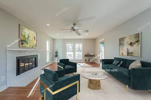 332 Lakeview Rd, Durham, NC 27712 photo 2