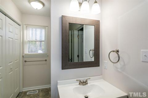 104 Glaive Dr, Durham, NC 27703 photo 18