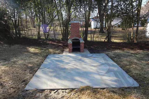 502 E Morris Ave, Benson, NC 27504 photo 6