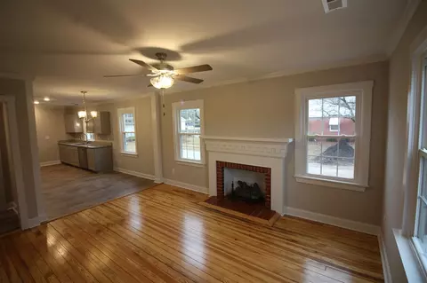 502 E Morris Ave, Benson, NC 27504 photo 8