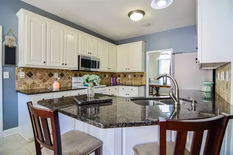 108 Foxglove Dr, Garner, NC 27529 photo 7