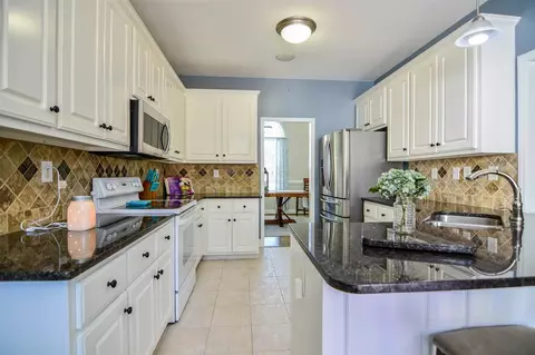108 Foxglove Dr, Garner, NC 27529 photo 9